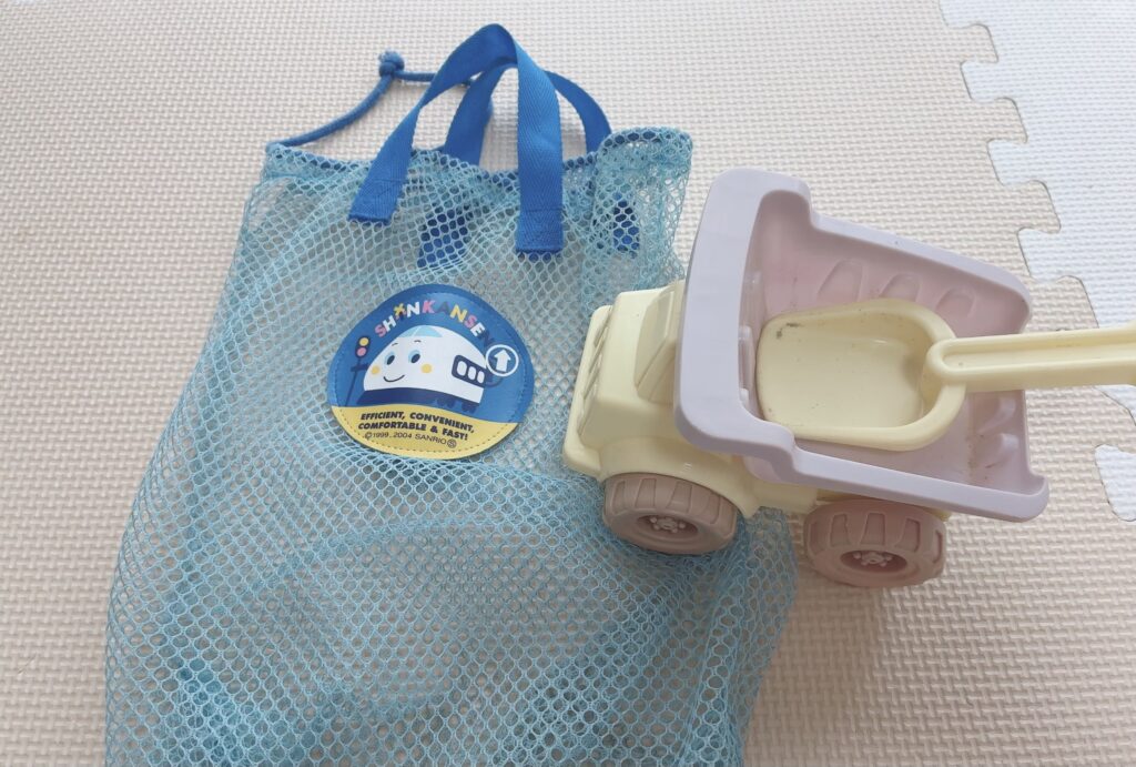 ダンプカーとお砂場バッグ